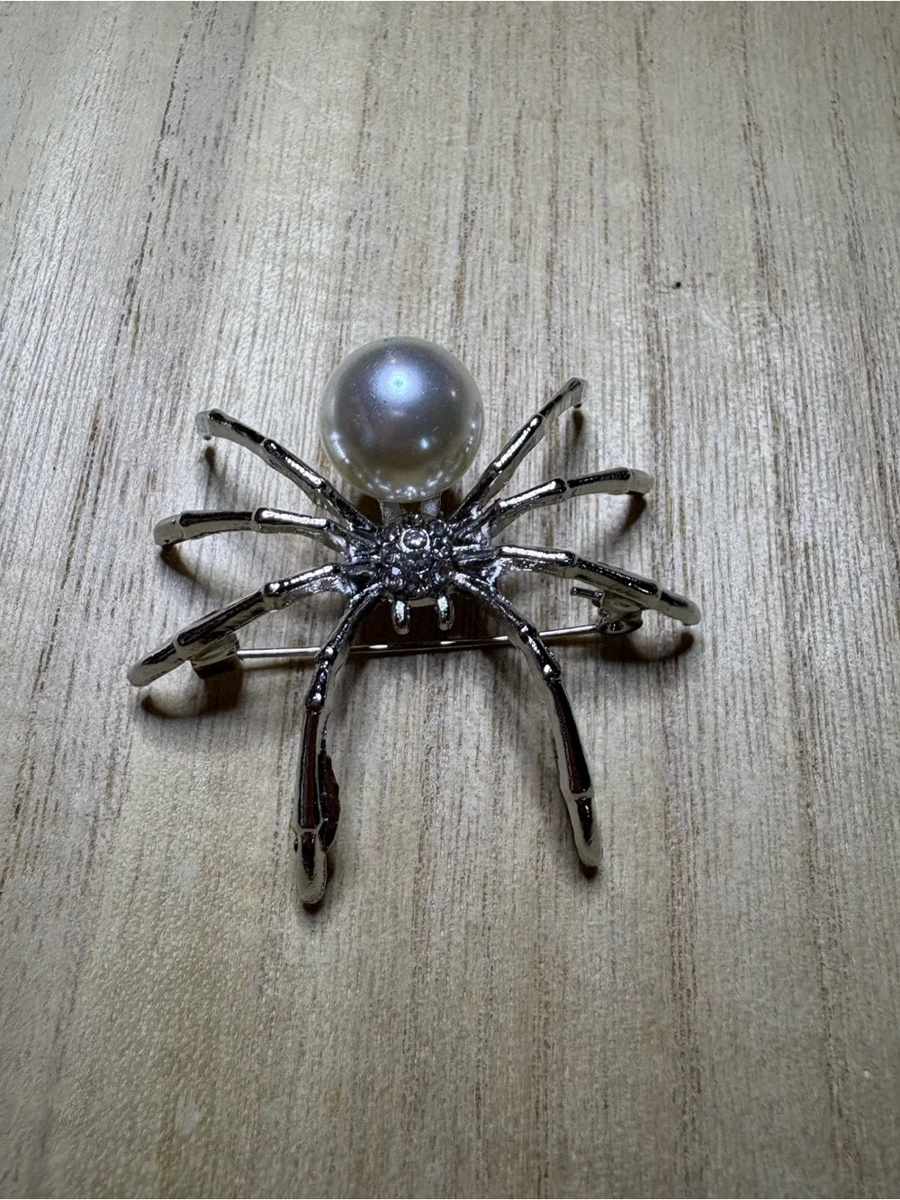 N/A elegant spider